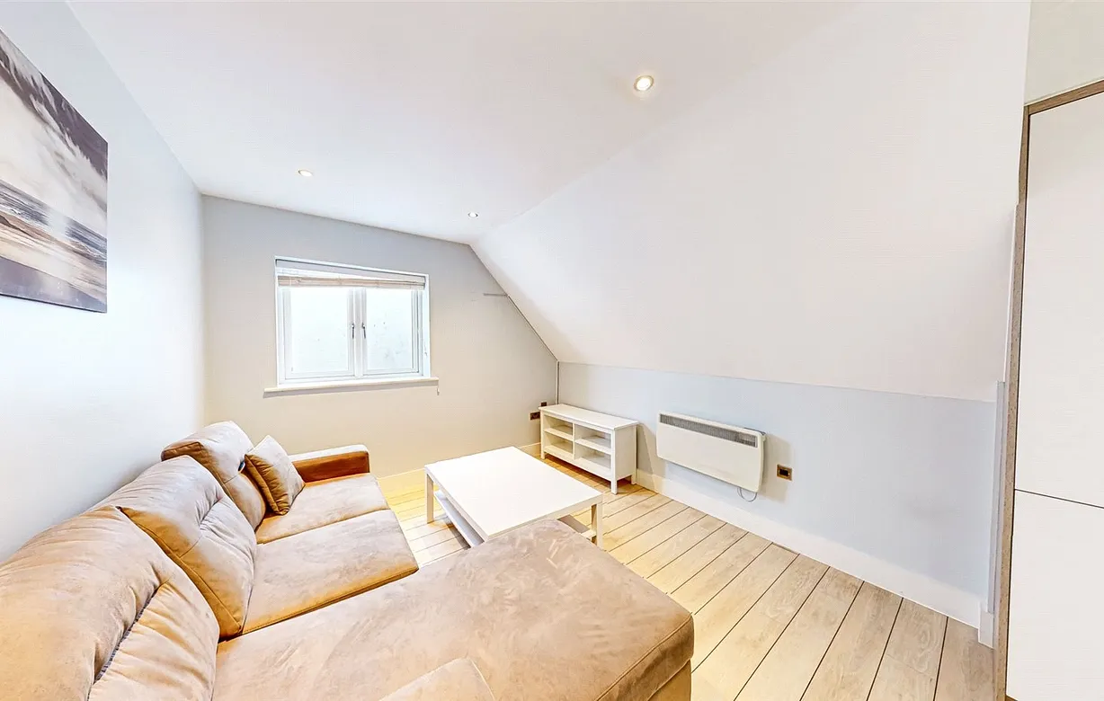 1 bedroom apartment to rent - Bentley Hurst