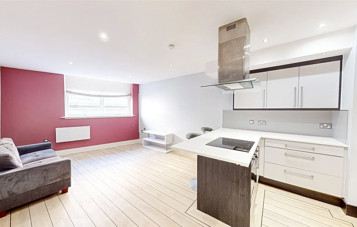 2 bedroom apartment to rent - Bentley Hurst