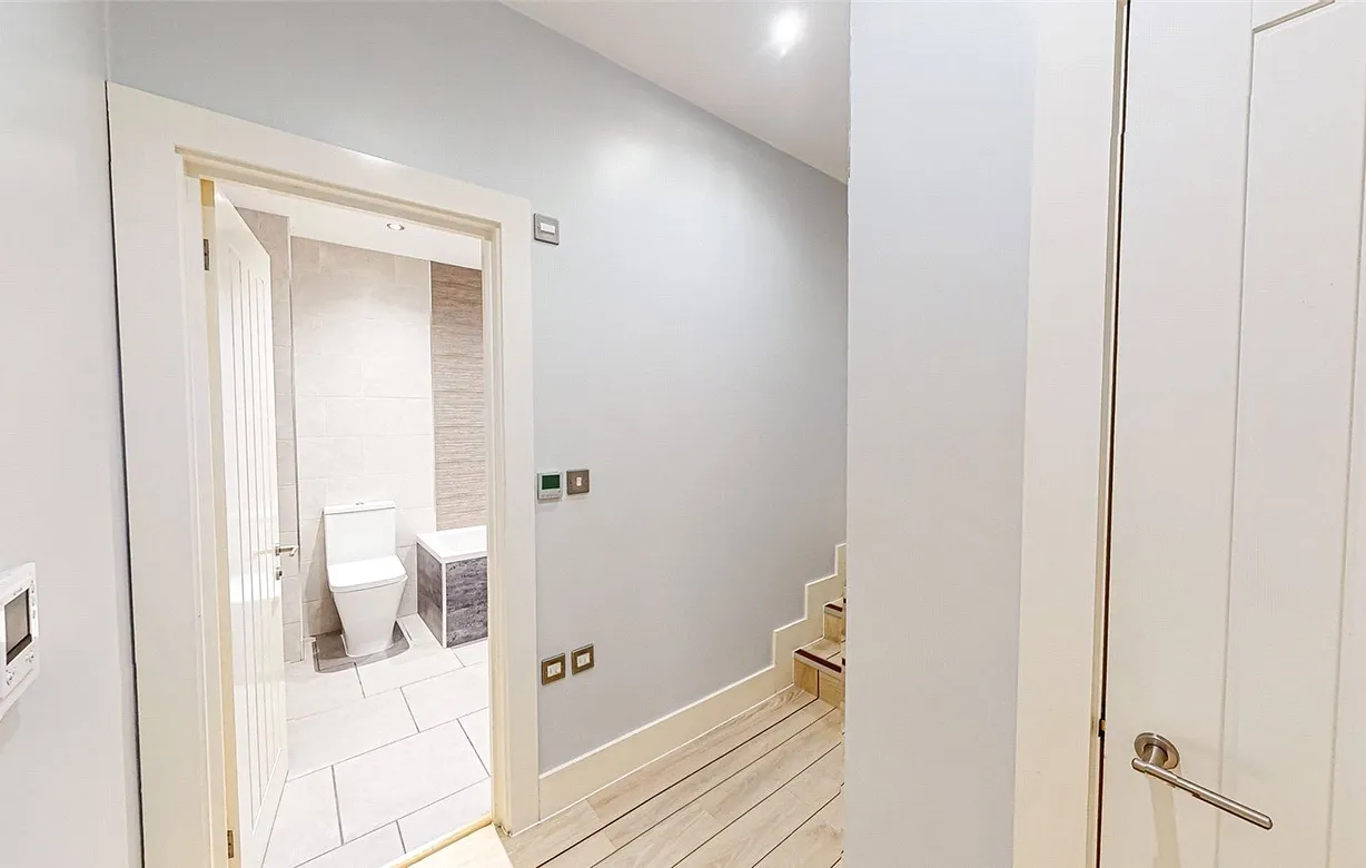 2 bedroom apartment to rent - Bentley Hurst