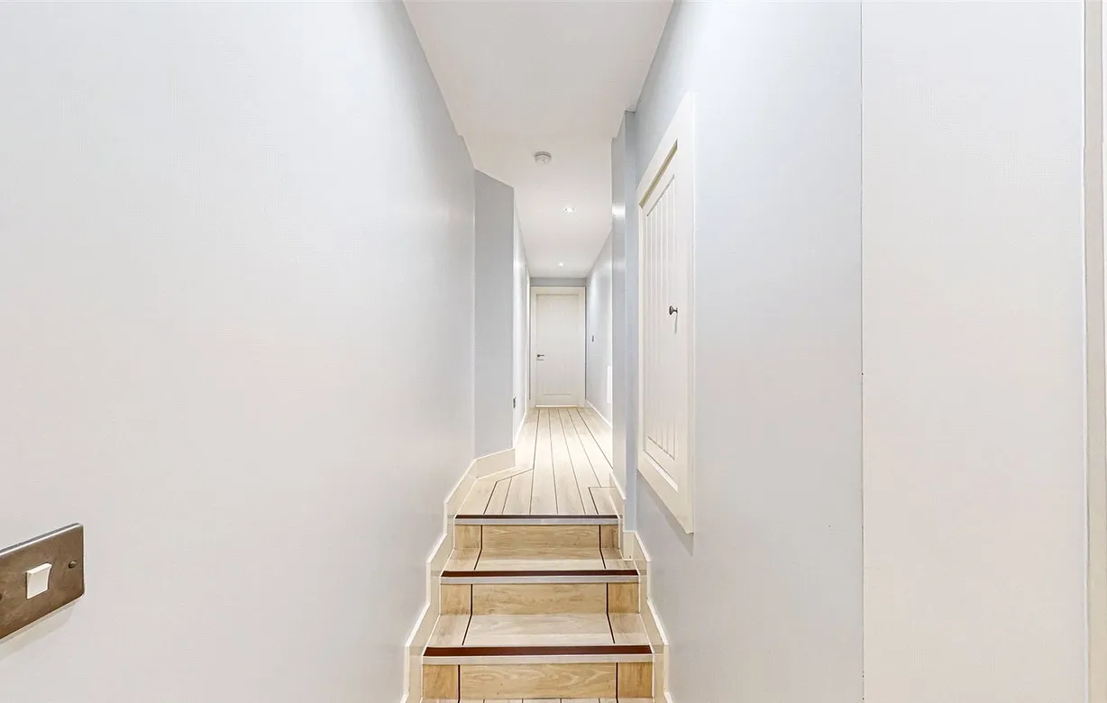 2 bedroom apartment to rent - Bentley Hurst