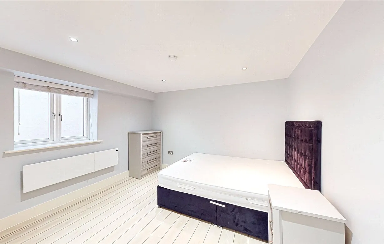 2 bedroom apartment to rent - Bentley Hurst