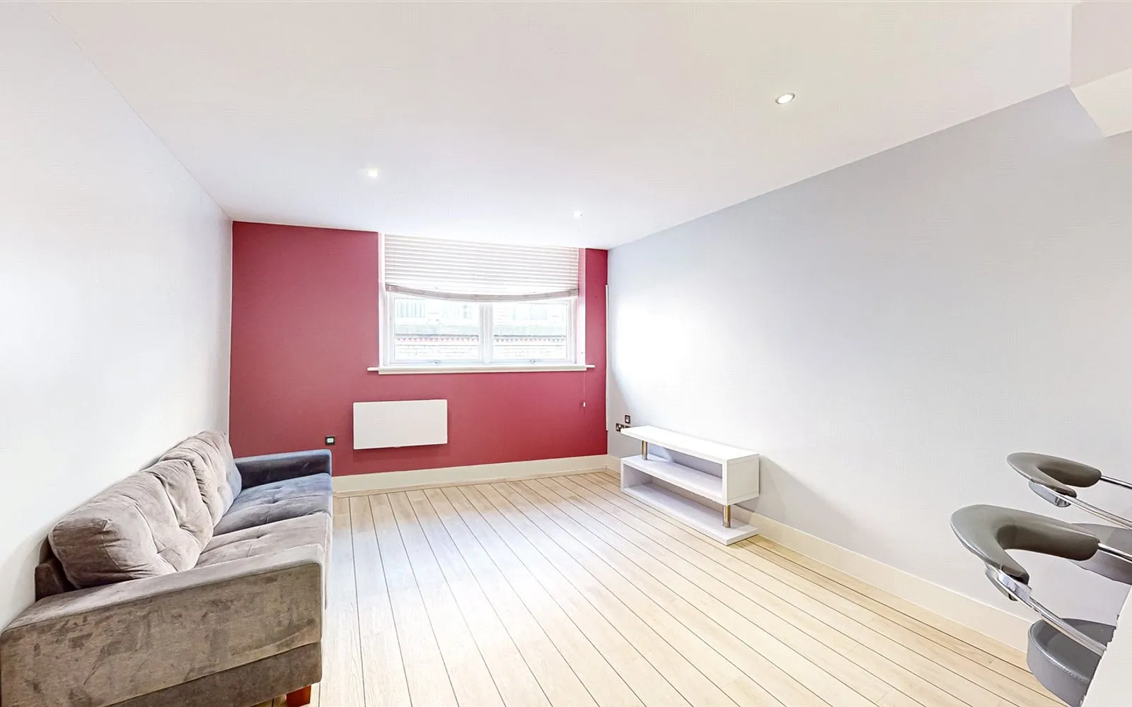 2 bedroom apartment to rent - Bentley Hurst