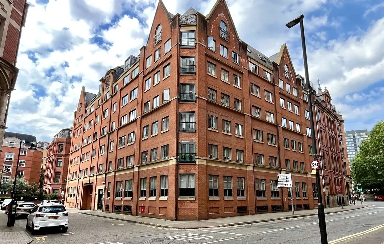 1 bedroom apartment to rent - Bentley Hurst