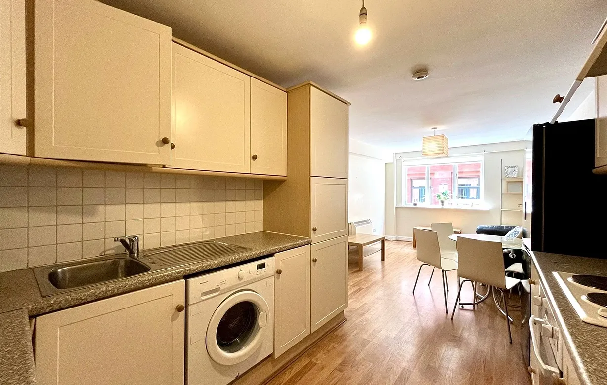 1 bedroom apartment to rent - Bentley Hurst