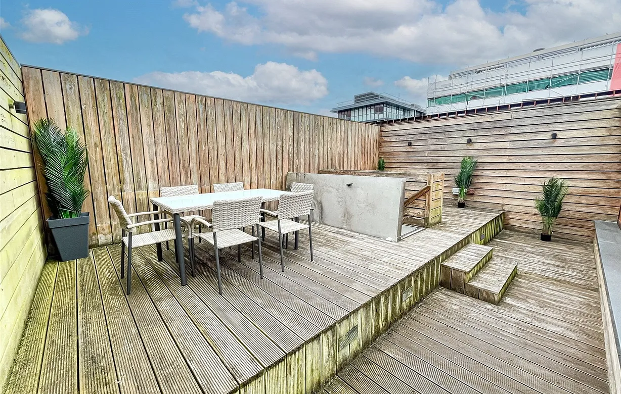 3 bedroom townhouse to rent - Bentley Hurst