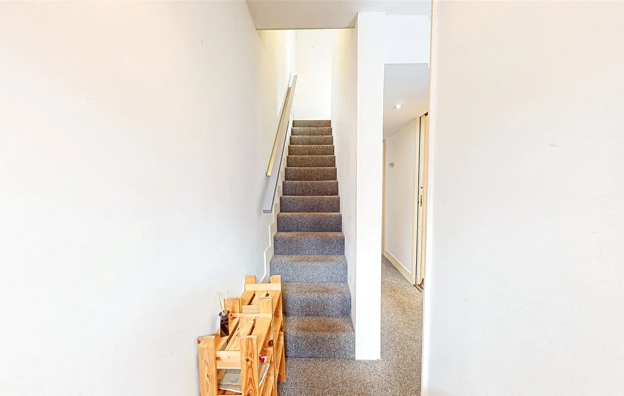 2 bedroom house to rent - Bentley Hurst