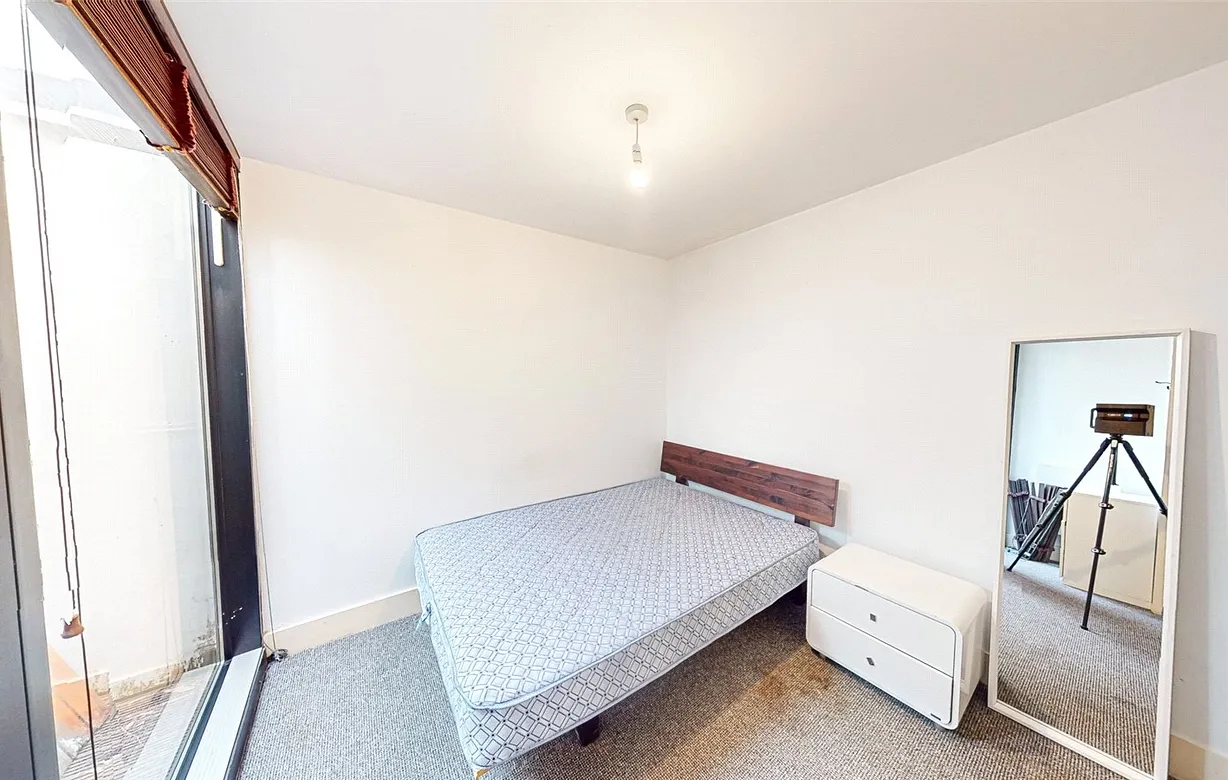 2 bedroom house to rent - Bentley Hurst