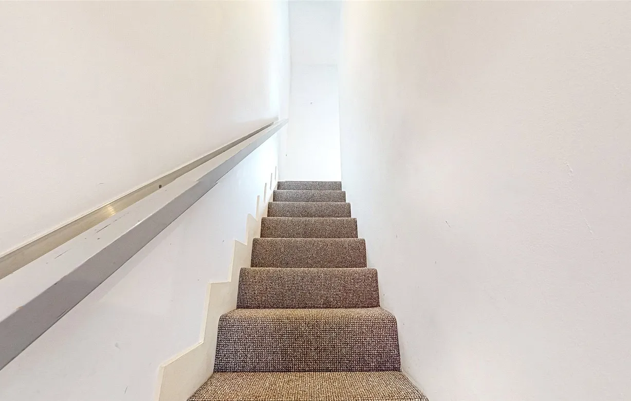 2 bedroom house to rent - Bentley Hurst