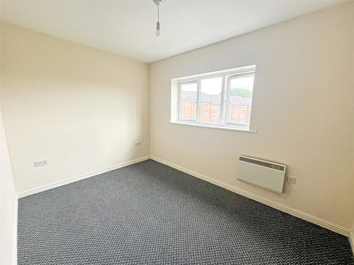 2 bedroom apartment to rent - Bentley Hurst