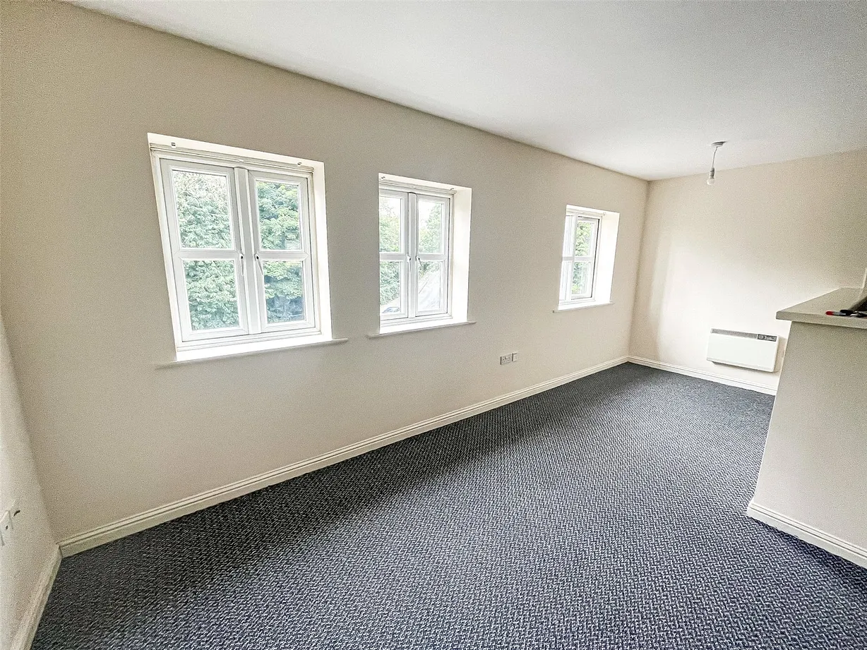 2 bedroom apartment to rent - Bentley Hurst