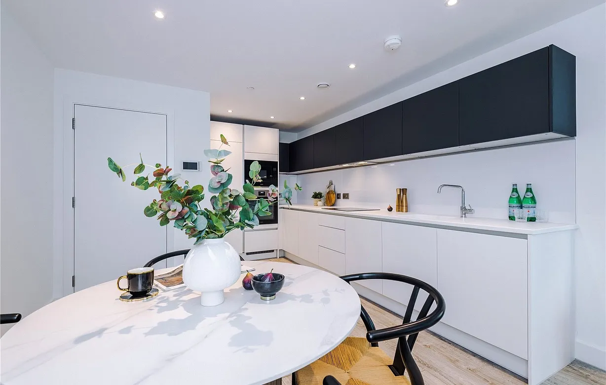 2 bedroom apartment to rent - Bentley Hurst