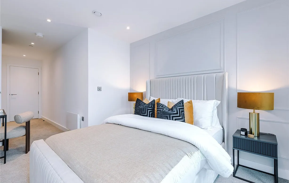 2 bedroom apartment to rent - Bentley Hurst