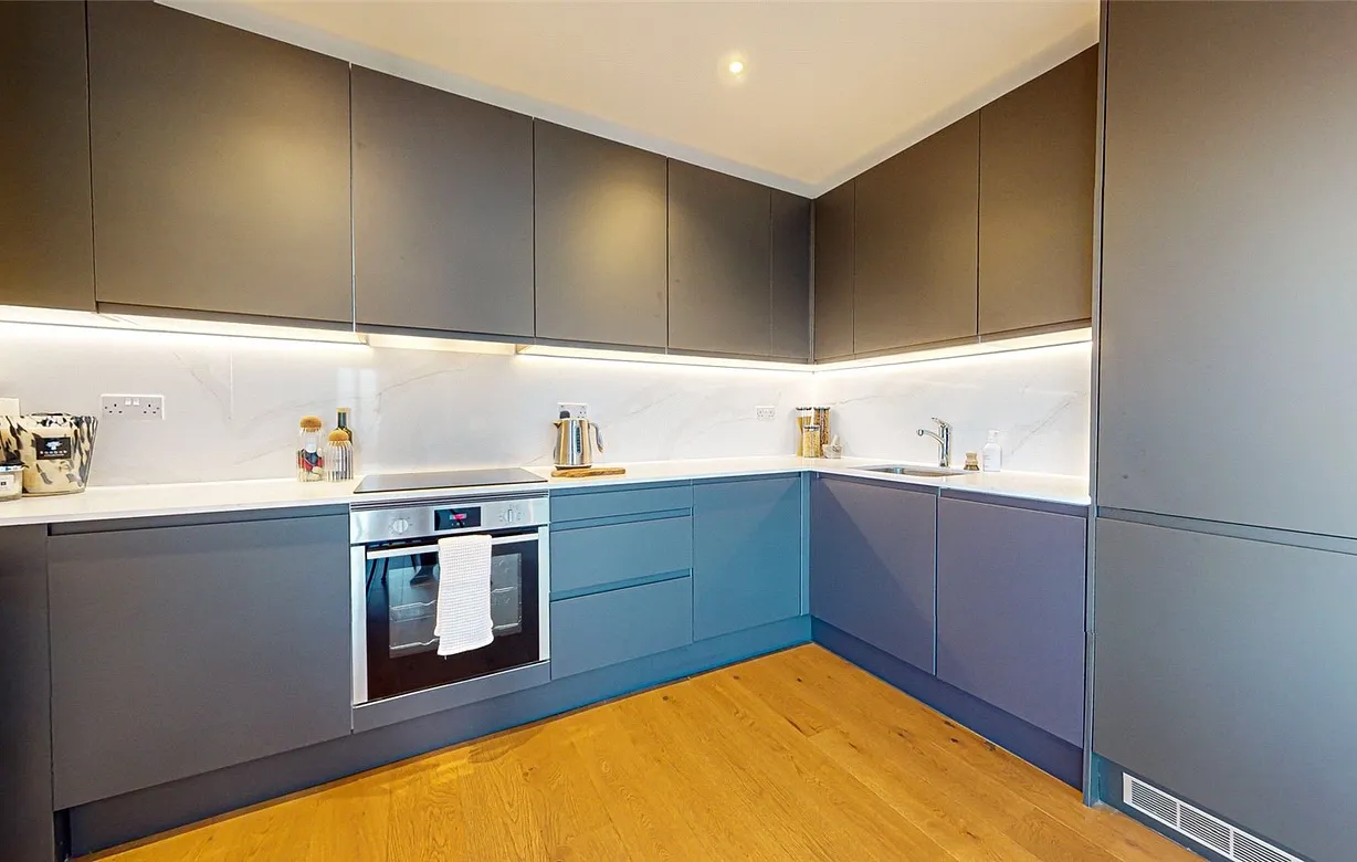 2 bedroom apartment for sale - Bentley Hurst