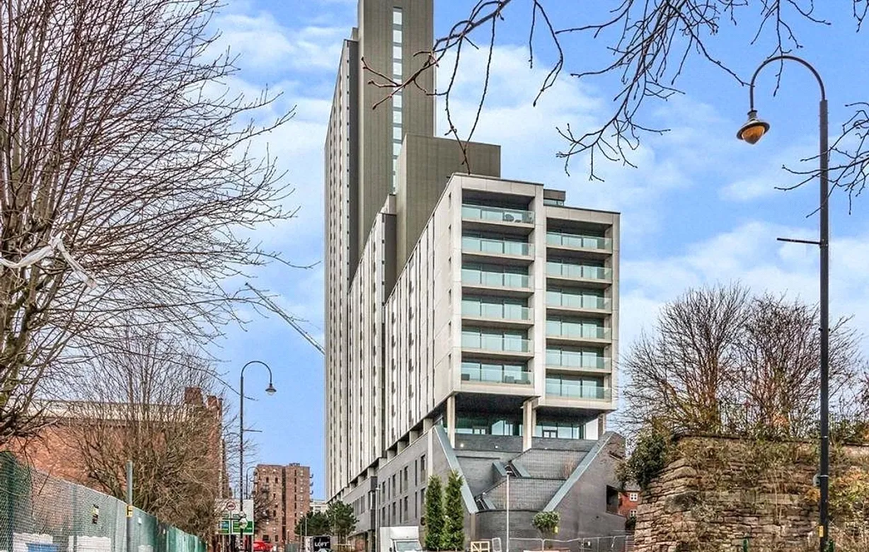 2 bedroom apartment to rent - Bentley Hurst