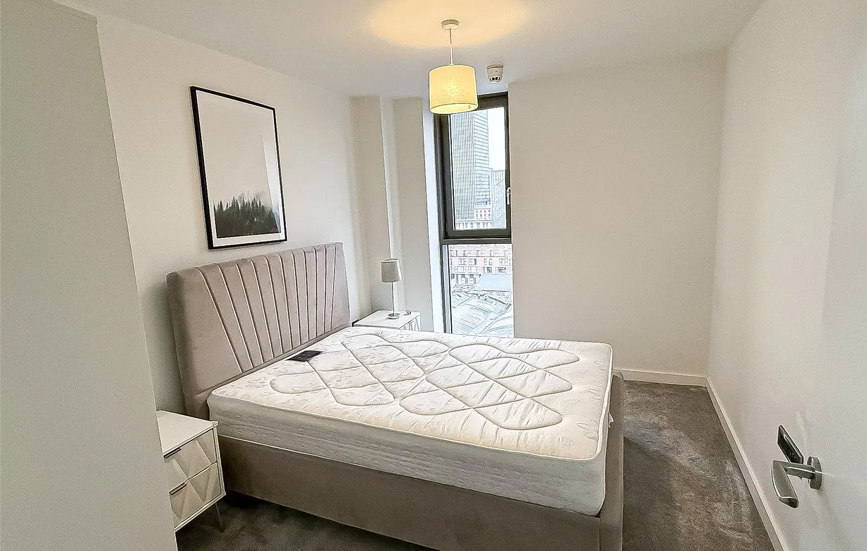 2 bedroom apartment to rent - Bentley Hurst