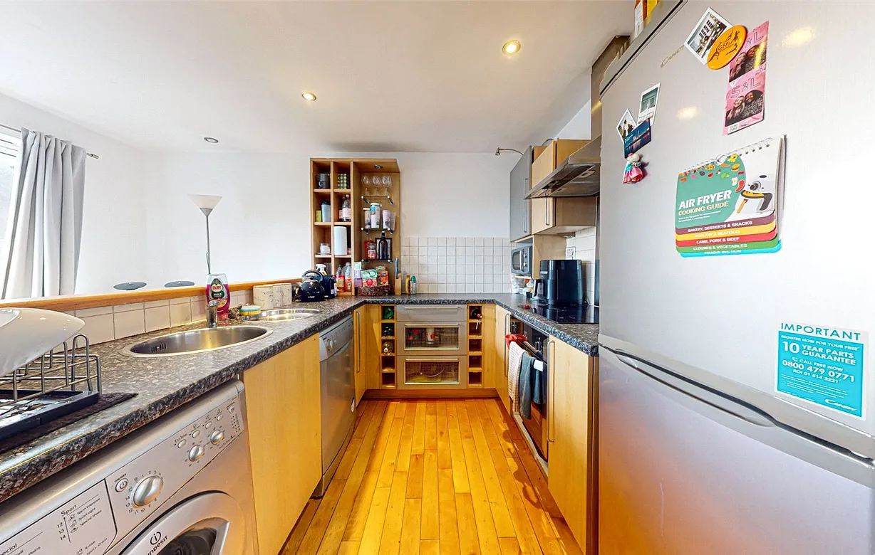 2 bedroom apartment for sale - Bentley Hurst