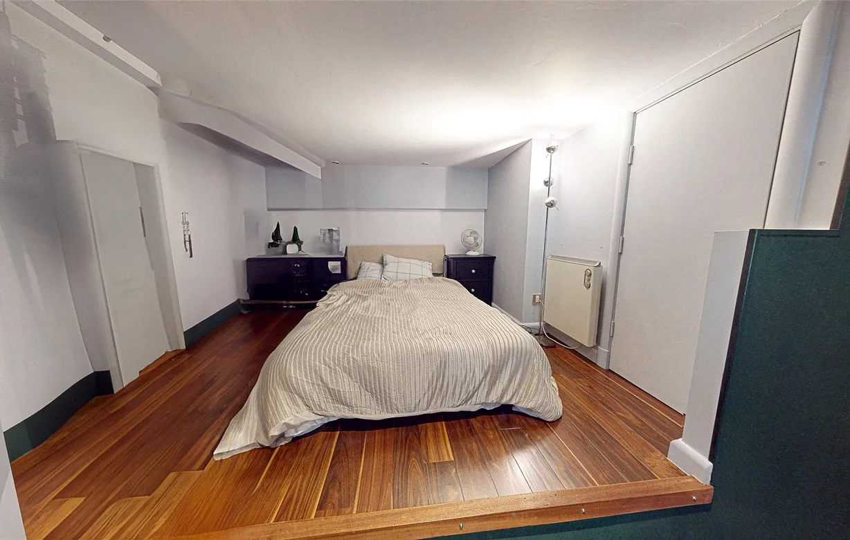 2 bedroom apartment for sale - Bentley Hurst