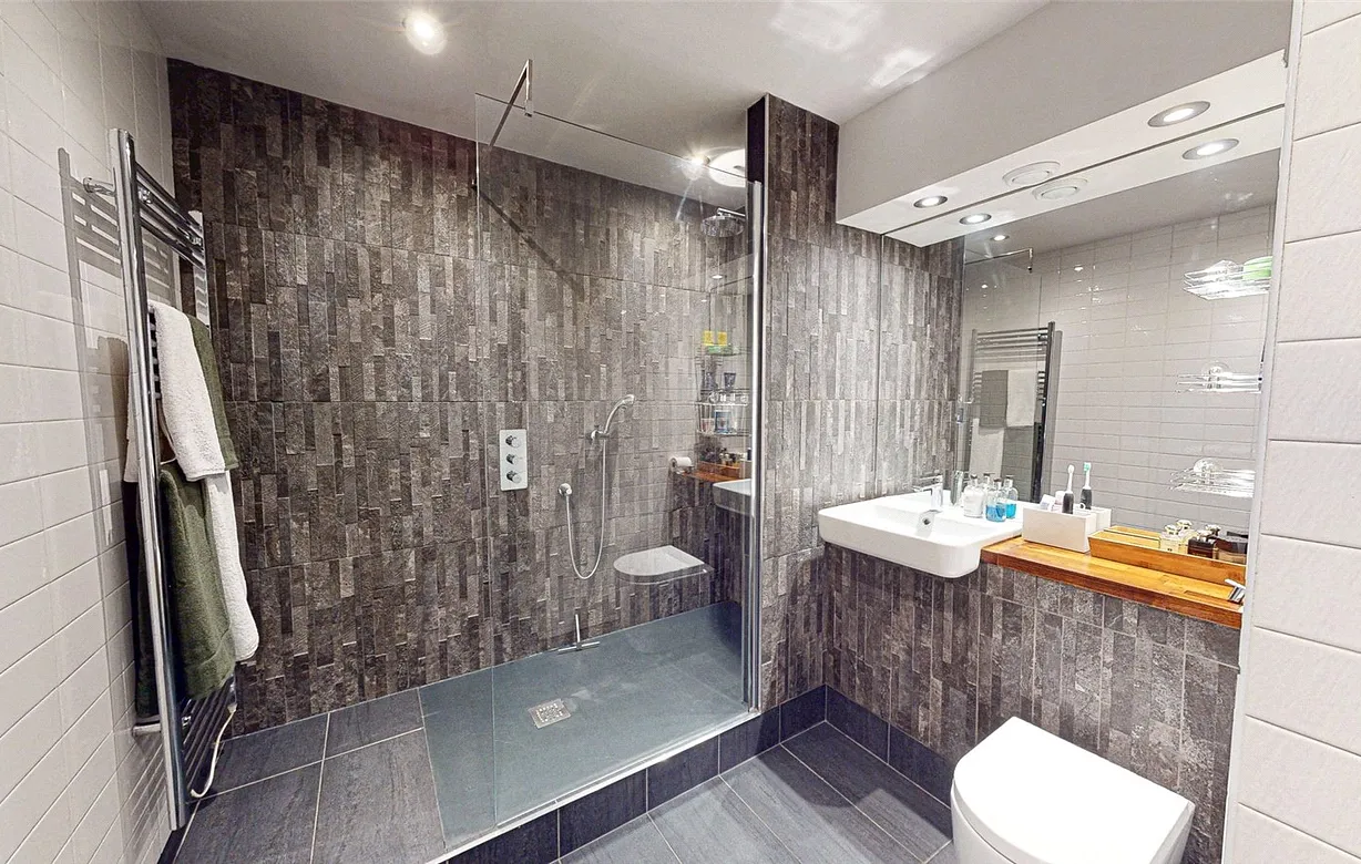 2 bedroom apartment for sale - Bentley Hurst