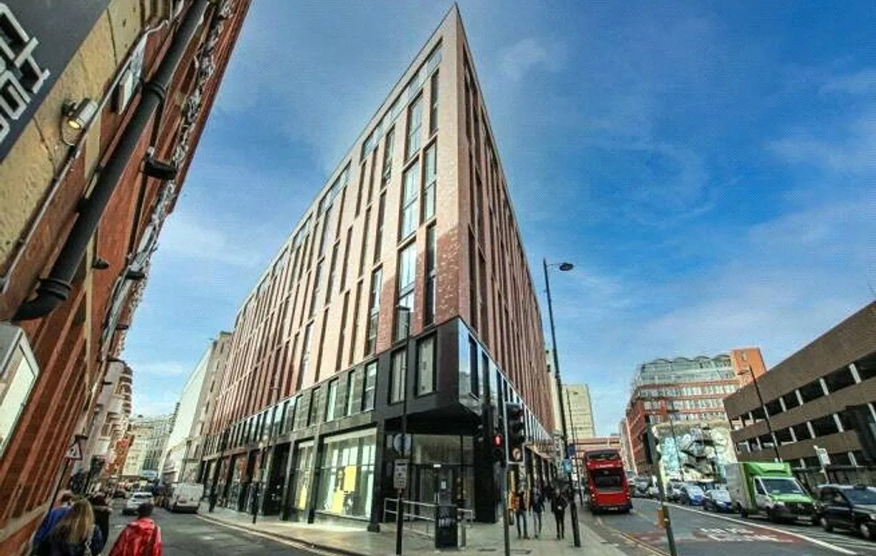 2 bedroom apartment to rent - Bentley Hurst