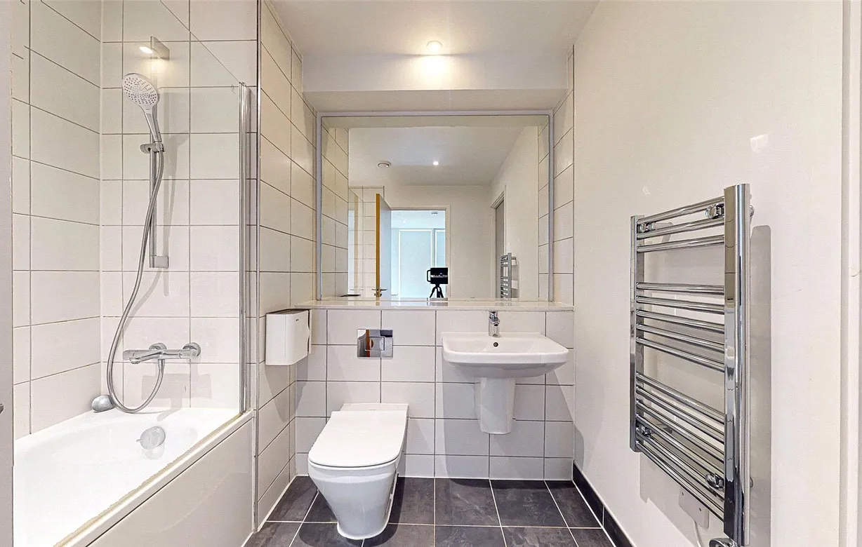 2 bedroom apartment to rent - Bentley Hurst