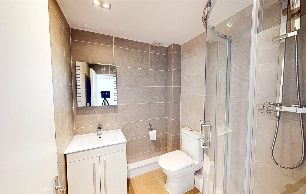 3 bedroom apartment to rent - Bentley Hurst