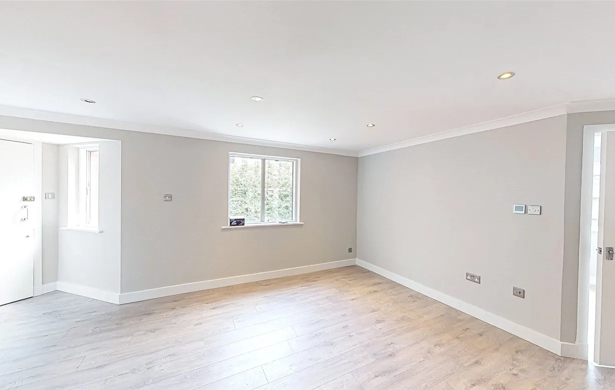 3 bedroom apartment to rent - Bentley Hurst