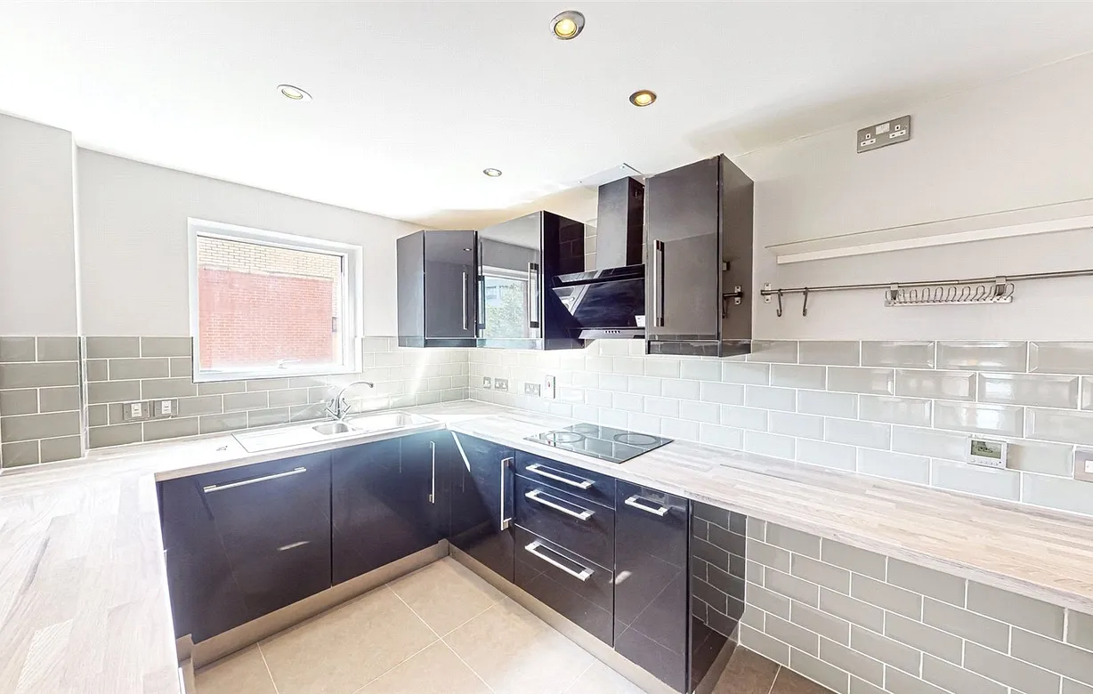 3 bedroom apartment to rent - Bentley Hurst