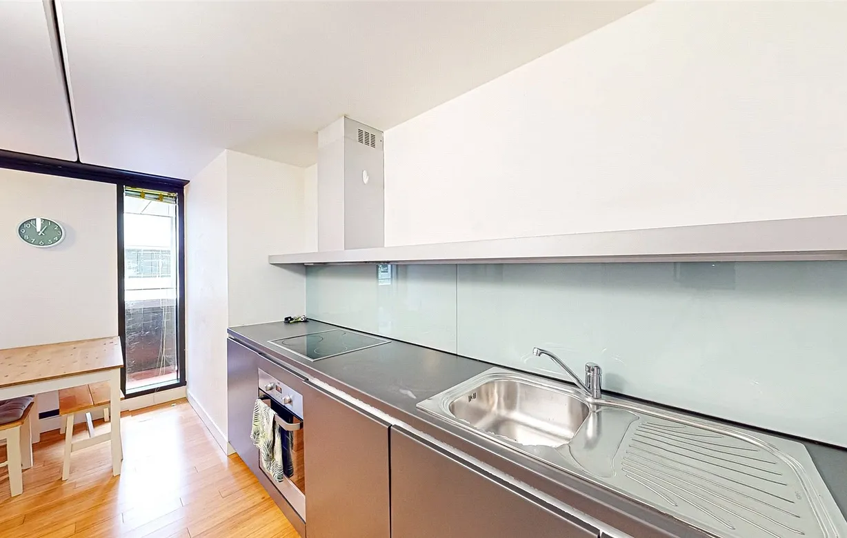 2 bedroom apartment to rent - Bentley Hurst