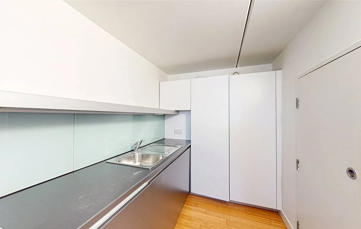 2 bedroom apartment to rent - Bentley Hurst