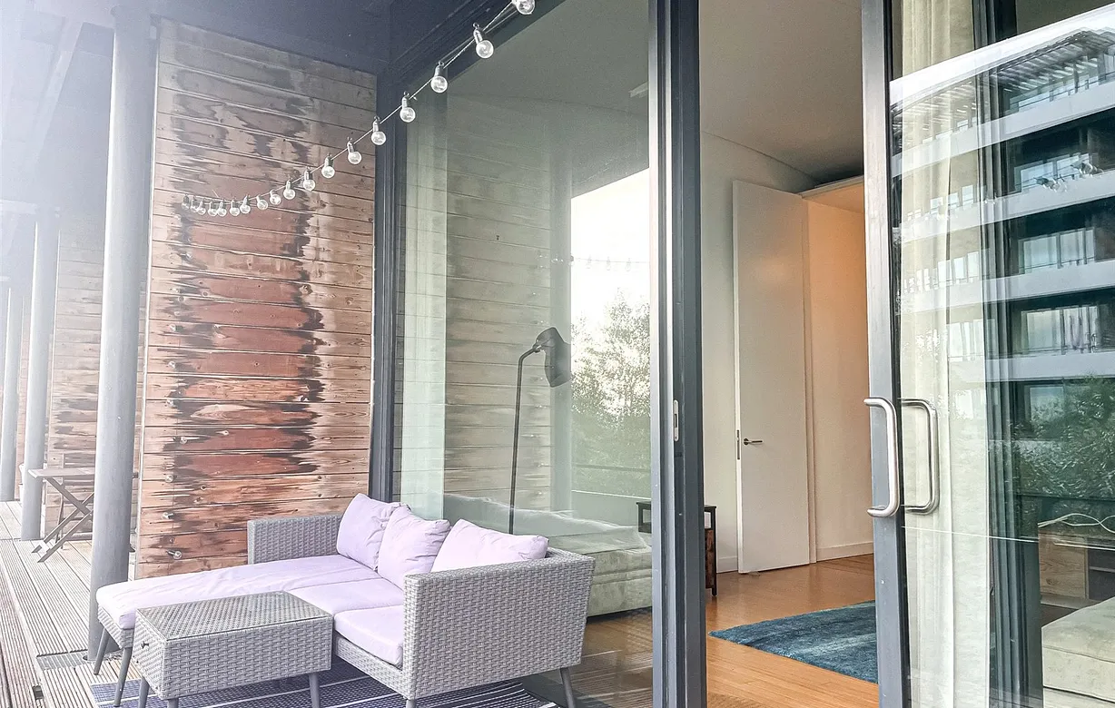2 bedroom apartment to rent - Bentley Hurst