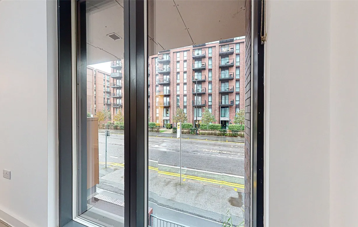 2 bedroom townhouse for sale - Bentley Hurst