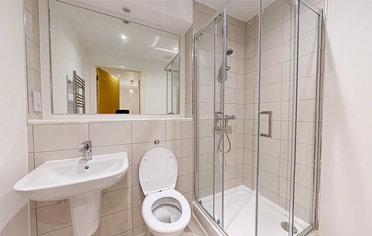 2 bedroom townhouse for sale - Bentley Hurst