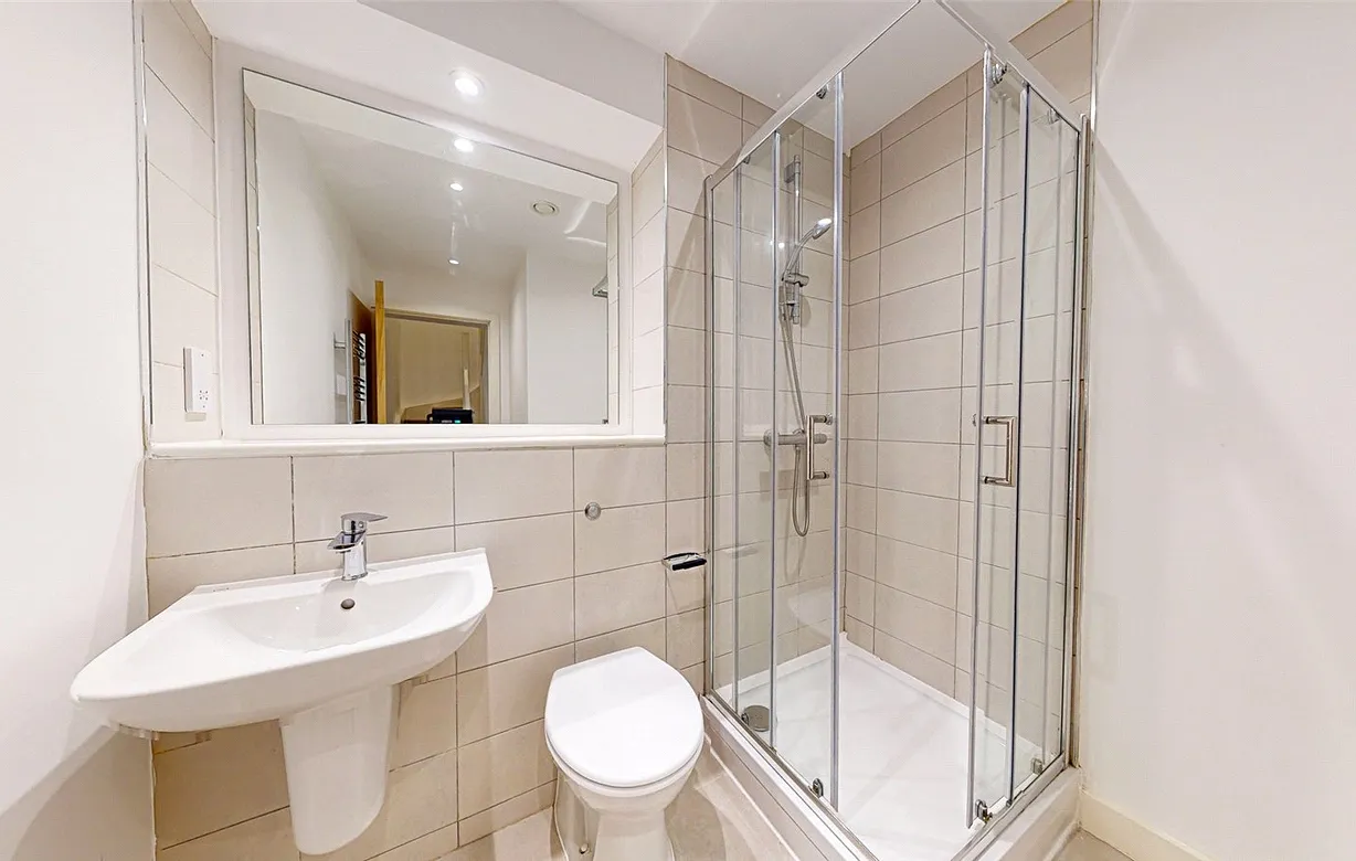 2 bedroom townhouse for sale - Bentley Hurst