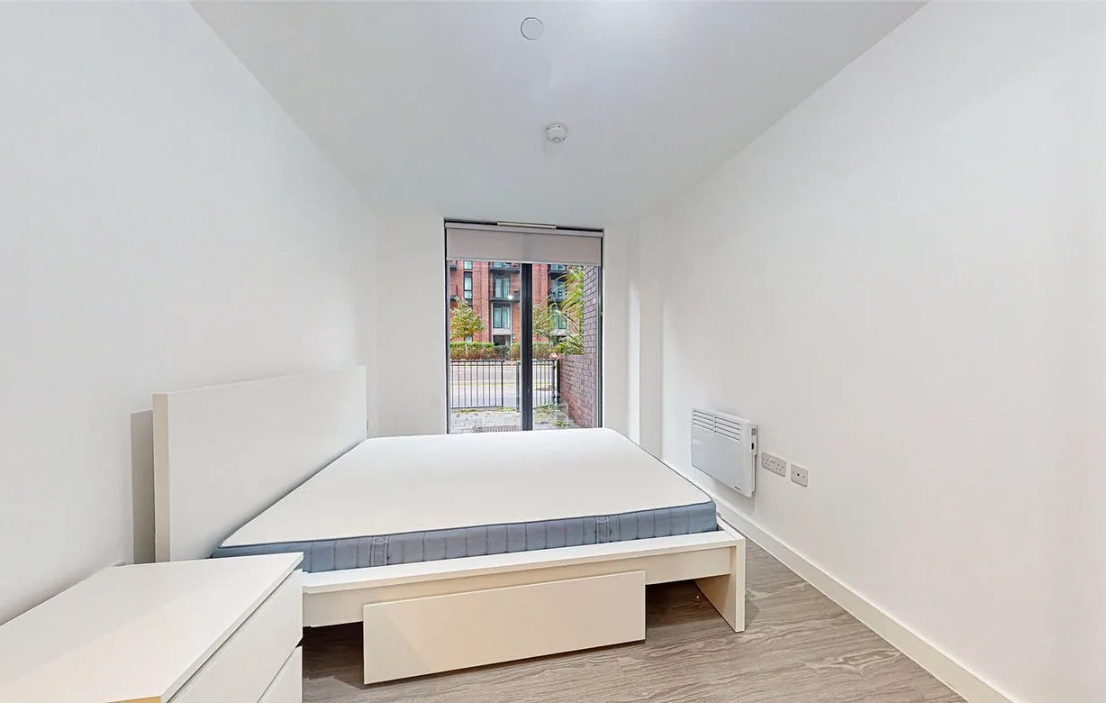 2 bedroom townhouse for sale - Bentley Hurst