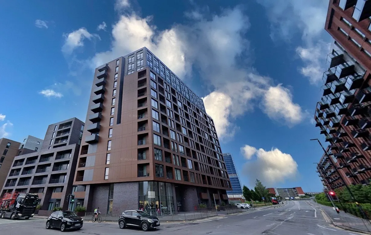 2 bedroom townhouse for sale - Bentley Hurst