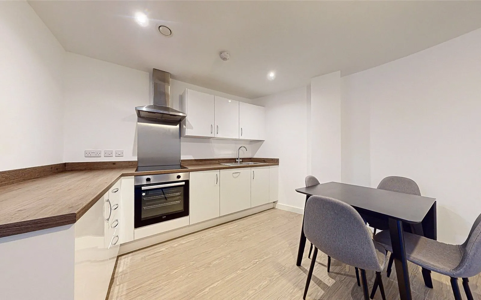 2 bedroom townhouse for sale - Bentley Hurst