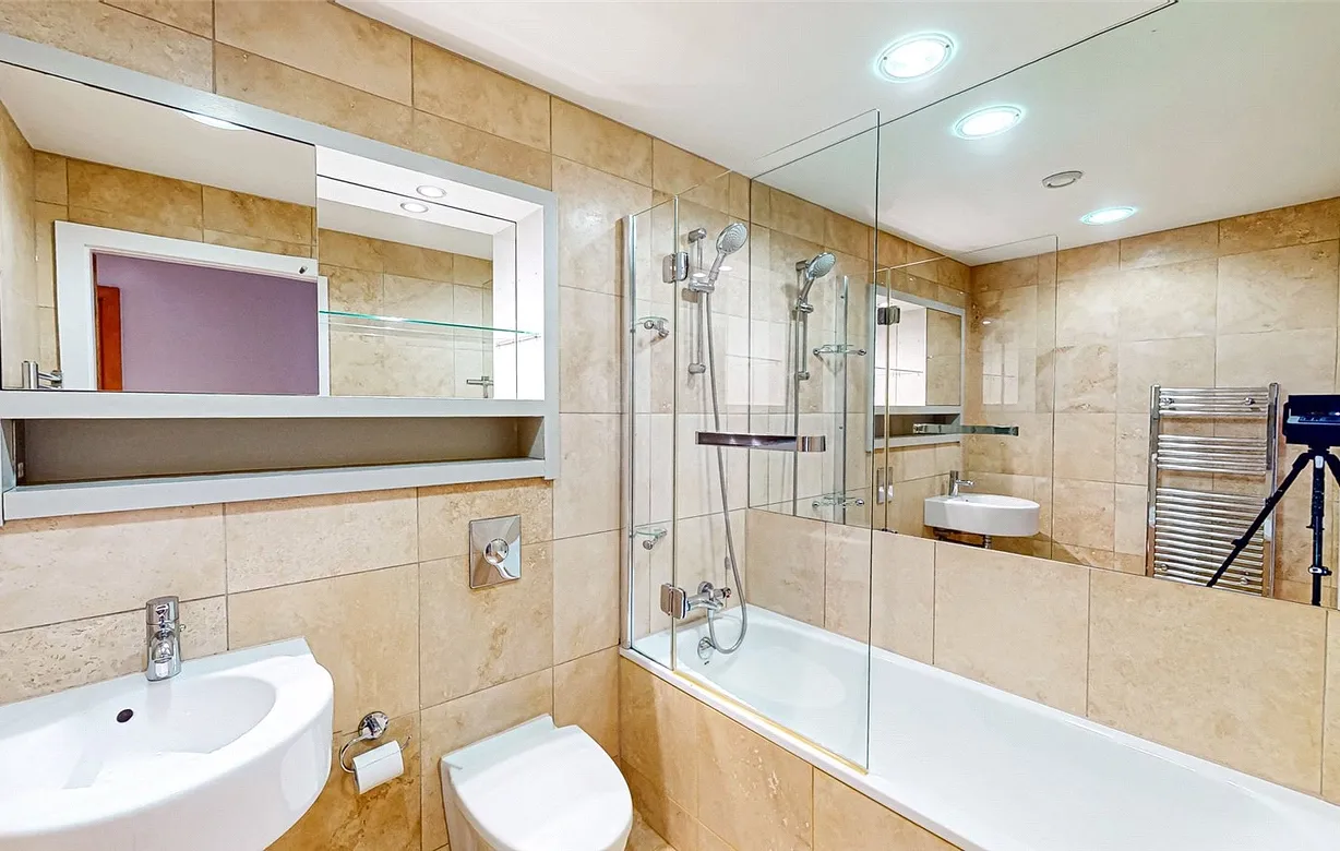 2 bedroom apartment for sale - Bentley Hurst