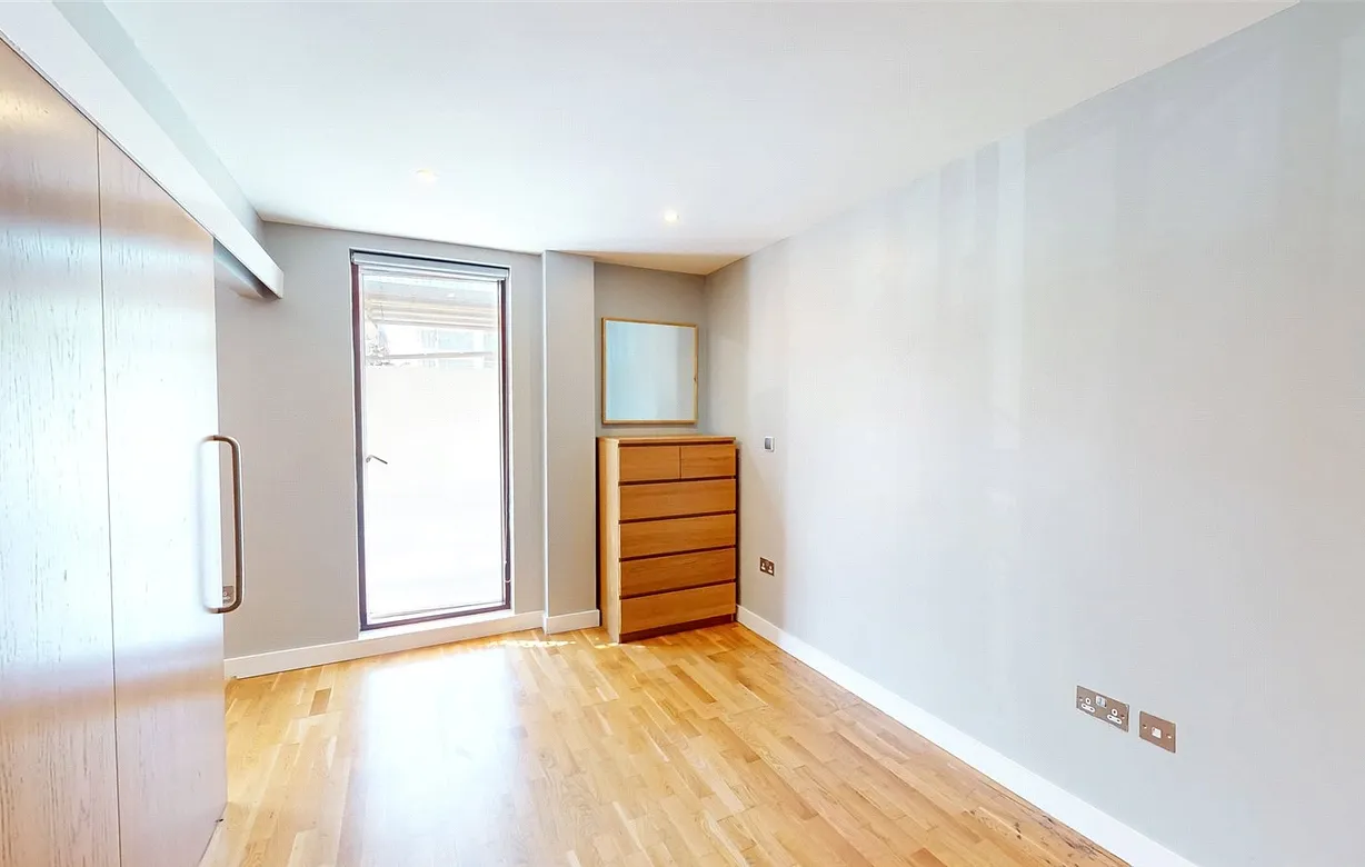 2 bedroom apartment for sale - Bentley Hurst