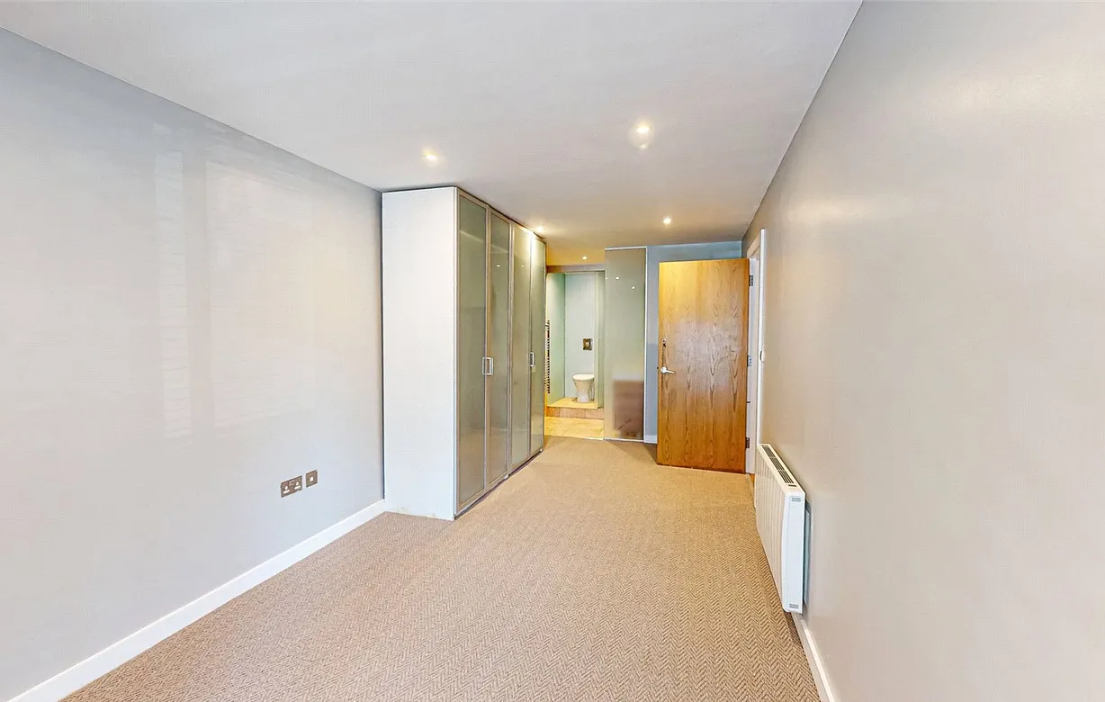 2 bedroom apartment for sale - Bentley Hurst