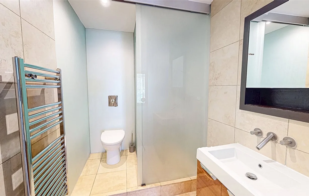 2 bedroom apartment for sale - Bentley Hurst