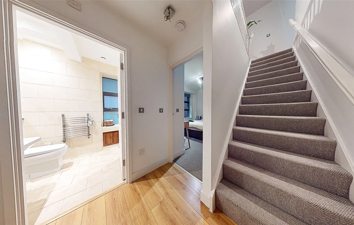 1 bedroom apartment for sale - Bentley Hurst