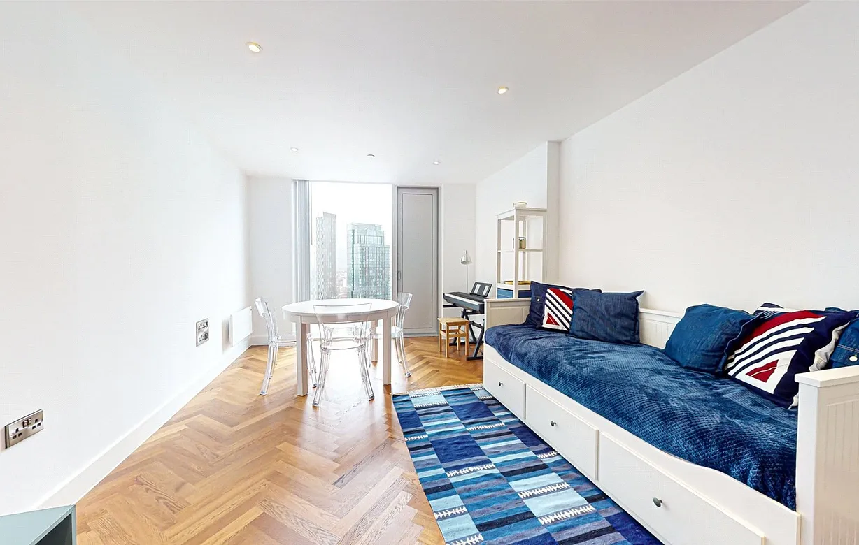 1 bedroom apartment for sale - Bentley Hurst