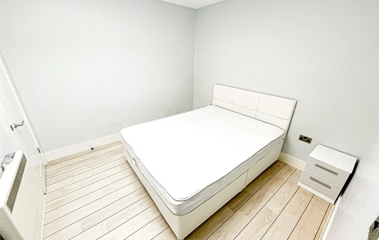 1 bedroom apartment to rent - Bentley Hurst