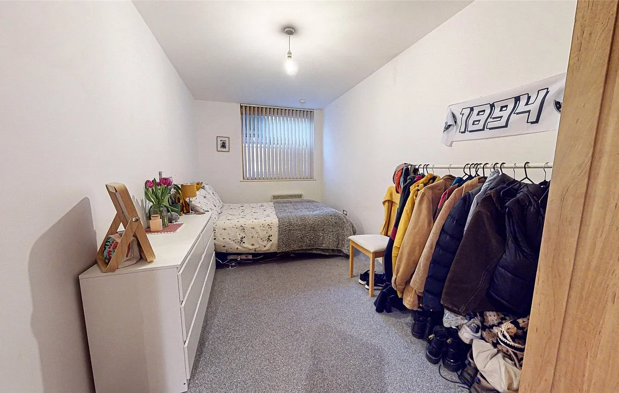 2 bedroom apartment to rent - Bentley Hurst