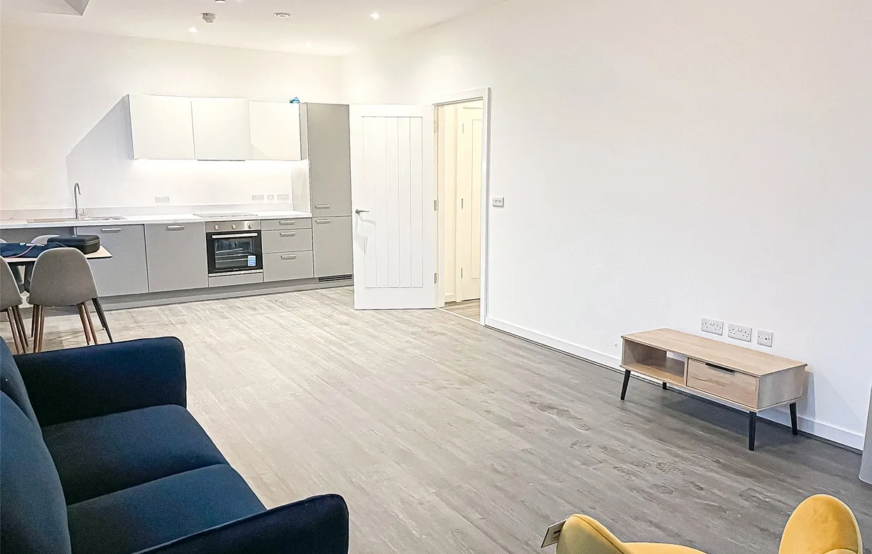 2 bedroom apartment to rent - Bentley Hurst