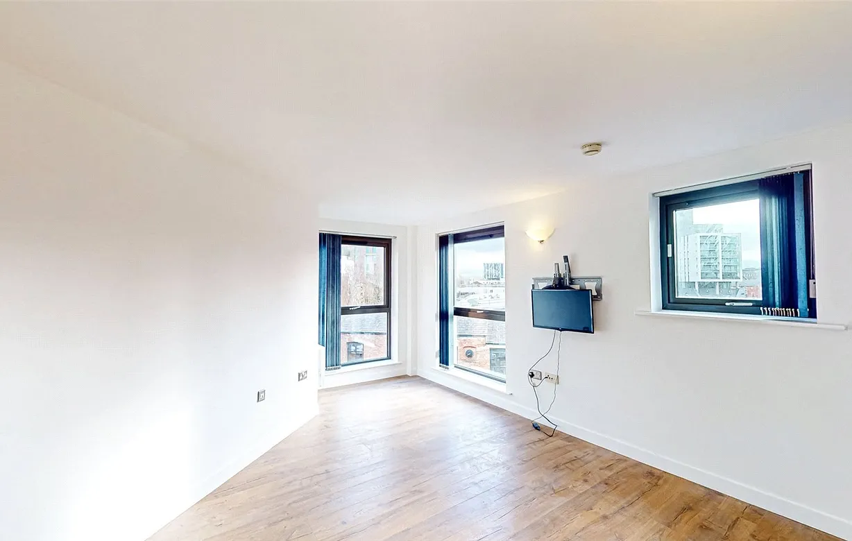 2 bedroom apartment to rent - Bentley Hurst