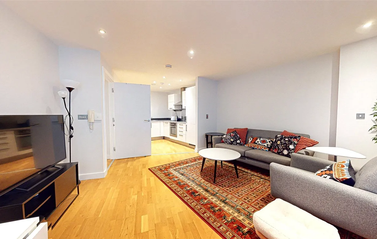 2 bedroom apartment to rent - Bentley Hurst