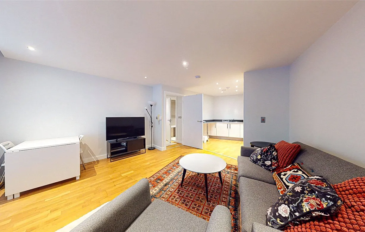 2 bedroom apartment to rent - Bentley Hurst