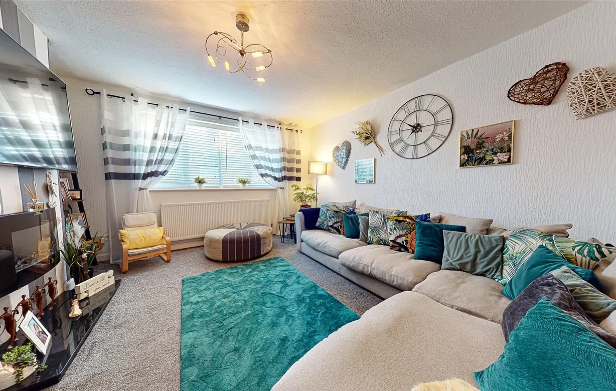 3 bedroom house for sale - Bentley Hurst