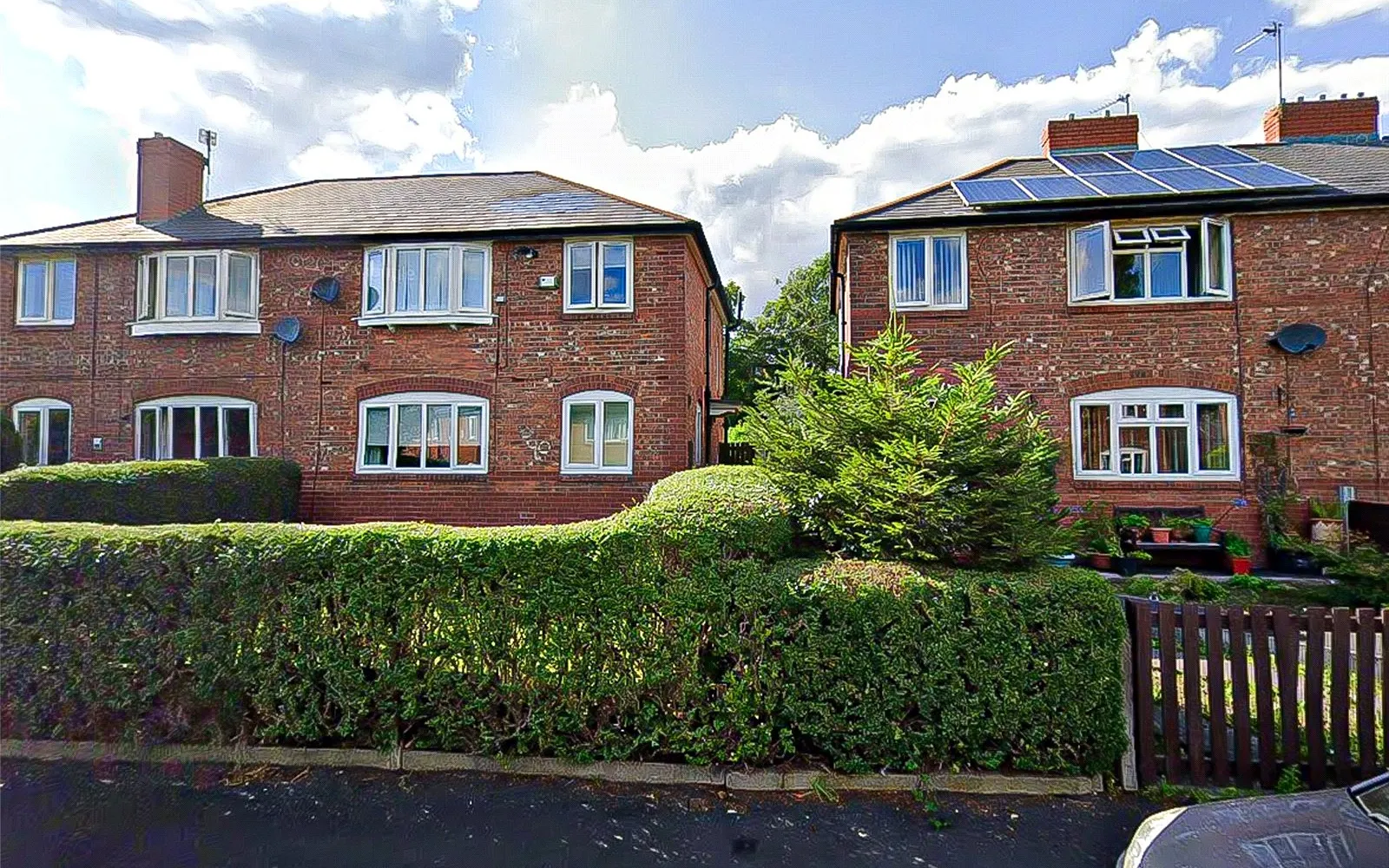 3 bedroom house for sale - Bentley Hurst